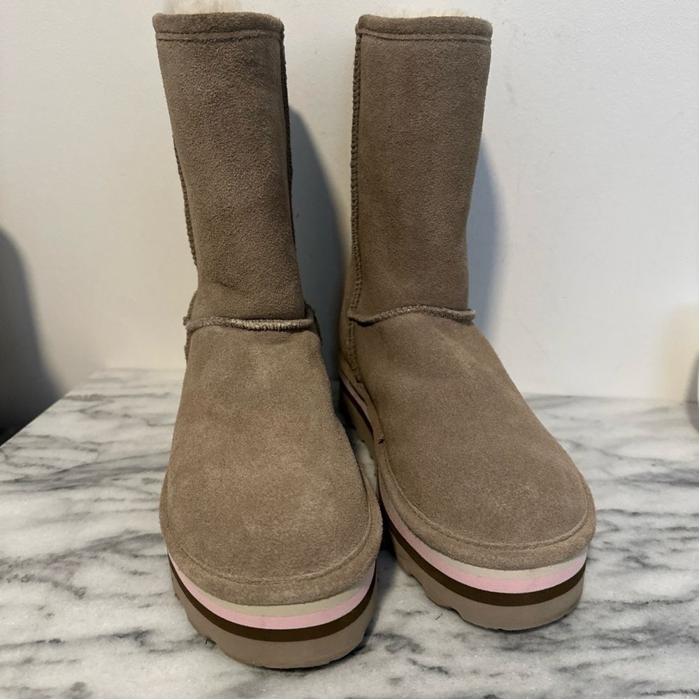 Bearpaw Women's Tan Suede Boots fur lined size 10 moon boots